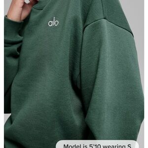 Alo yoga accolade crew neck pullover